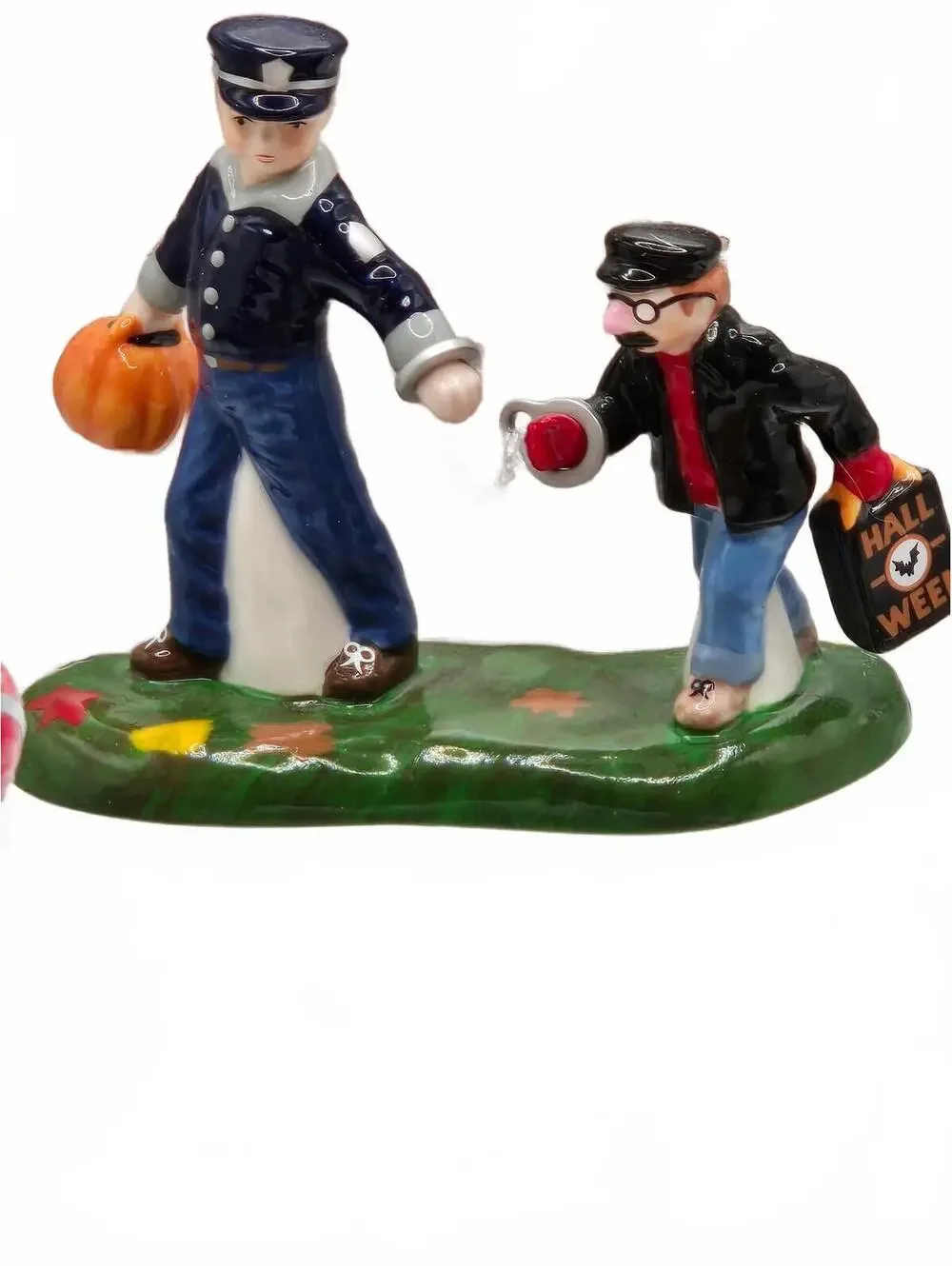 Dept 56 Snow Village Halloween Kids Hallmark Accessory mib